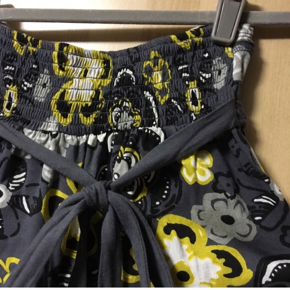 Arizona Flowy Floral Top - Picture 6 of 6